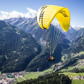 action-paragliding-foto-dominic-ebenbichler3.jpg